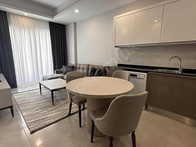Avsallar Havuzlu Site İçerisinde Full yeni eşyalı kiralık
