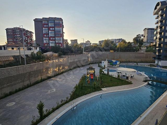 Avsallar kurt safirde satılık daire 90.000