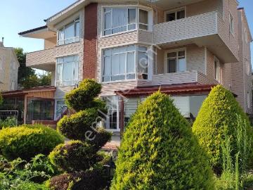 Çavuşbaşı Yavuzselim De 300m Sitede Triplex Villa