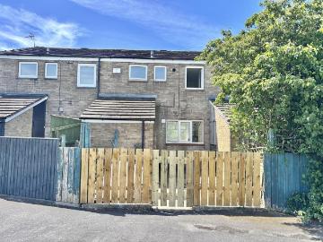Axminster Close, Hull HU7, 3 bed terraced house to rent, £795 pcm | PrimeLocation