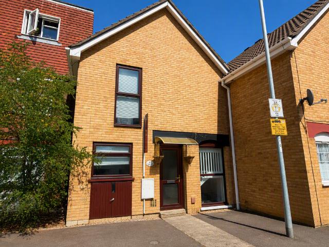 Axiom Avenue, Peterborough PE3, 3 bed property to rent, £1,150 pcm | PrimeLocation