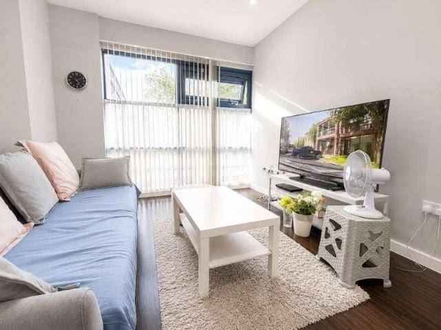 Axis House, Bath Road, Harlington, Hayes, UB3