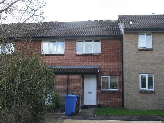 Axtell Close Kidlington 2 bed house to rent £1,475 pcm £340 pw