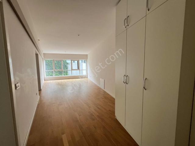 Ayça Dan Bosphorus City De Kiralık 2+1 Oturuma Hazır Temiz_boş