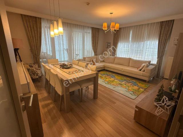 Ayça'dan Teknik Yapı Metropark T Blokta 2+1 Balkonlu Boş Daire