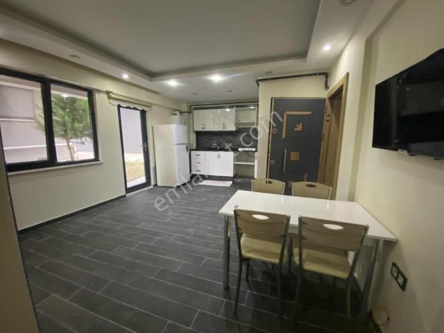 Ayşah 'tan Adalet Mahallesi'nde Kiralık 1+1 Apart