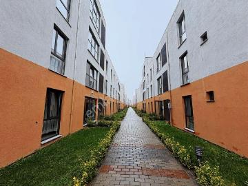 Ayşe Emlak'tan Arifbeyde Site İçerisinde 2 +1 Kiralık Daire