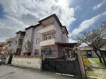 Ayşe Emlak'tan Arifiye Merkezde Geniş 4+1 Kiralık Daire