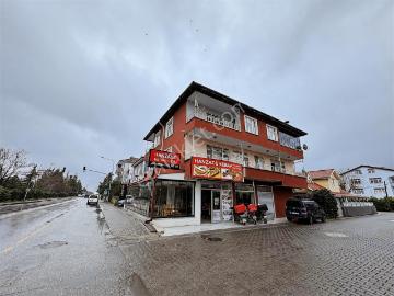 Ayşe Emlak'tan Cadde Üzerinde Opetin Karşısında Kiralık Daire