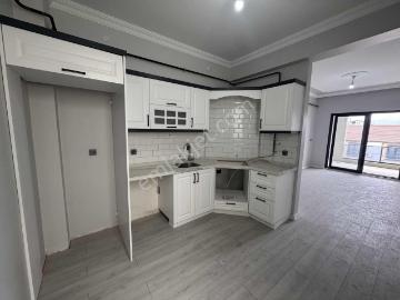 Ayşe Emlak'tan Satılık 2+1 Asansörlü Kapalı Garajlı Daire