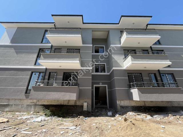 Ayşe Emlak'tan Yüksek Giriş 2+1 Daire