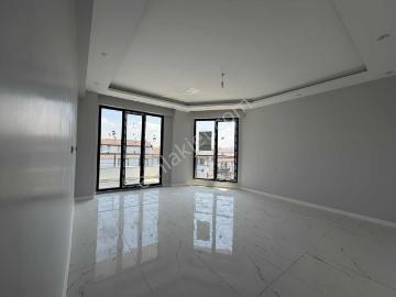 Ayşe Emlak'tan 2+1 Sıfır Kiralık Daire Aynı Kat Daha Geniş Daire