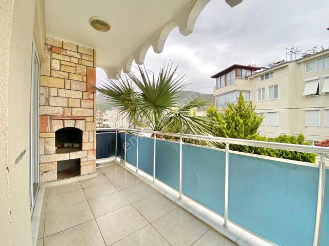 Ay Emlaktan Altınoluk Yağcılarda Denize 50 Mt*eşyalı*deniz Manzaralı Satılık 2+1 Arakat Daire