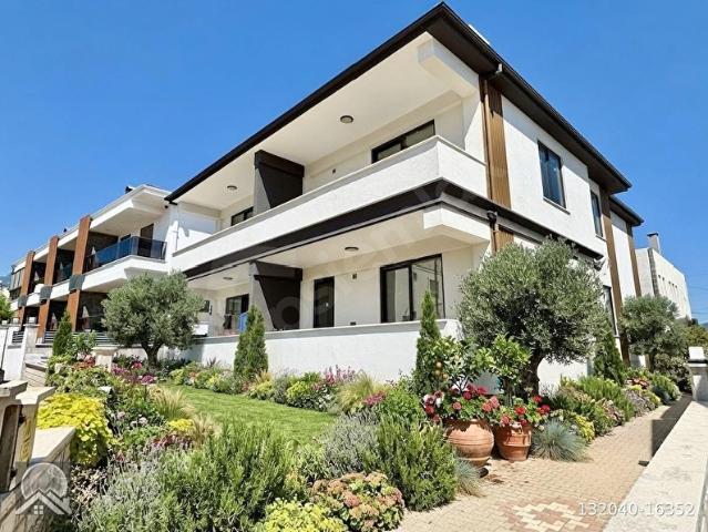 AY EMLAKTANOKSİJEN DEPOSU KAZDAĞLARI ETEKLERİ KIZILKEÇİLİ'DE AYRI MUTFAK SATILIK 2+1 LÜKS DAİRE