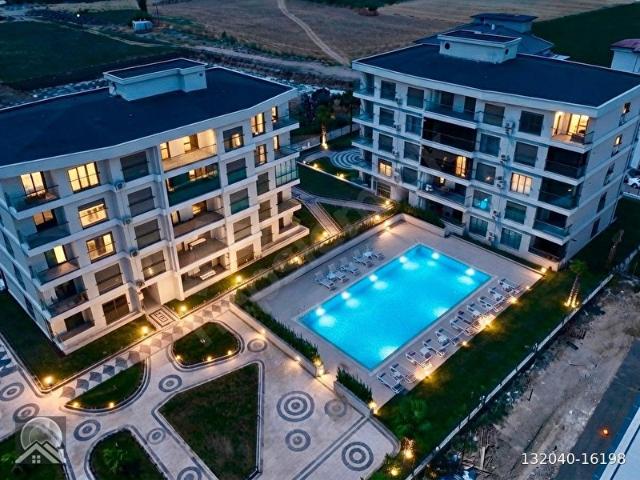 AY EMLAKTANBAHÇELİEVLER ÖREN'DE HAVUZLU KAPALI OTOPARKLI DENİZE YÜRÜME MESAFESİNDE SATILIK DAİRE