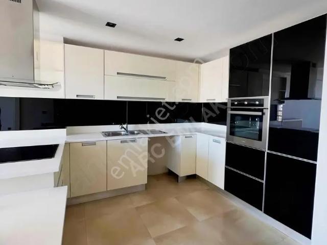 Ayışığı Haltıng Havuz Cephe Kiralık 1+1 Fırsat Kaçmaz