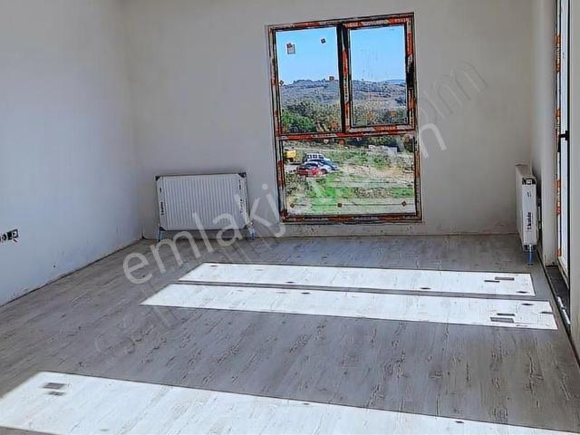 Çayırköy Kavanya Koru Sitesinde Satılık Daire