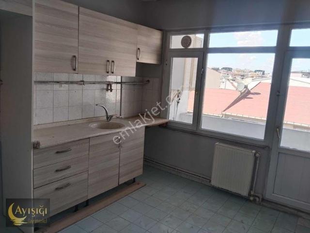 Çayırova Özgürlük Mh.adnan Menderes Cd. 125m² 3+1 Kiralık Daire
