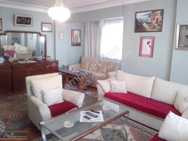 Çayırova Özgürlük'te Satılık 2+1 Daire 110m², Arsa Tapulu
