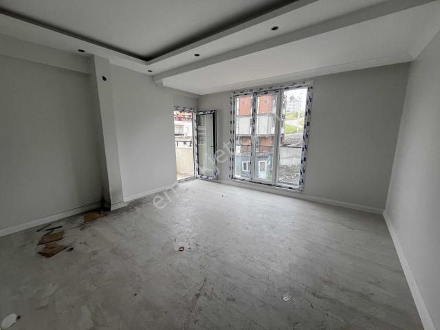 Çayırova Emekte Bosna Caddesi Yakını Satılık 3+1 Ters Dubleks