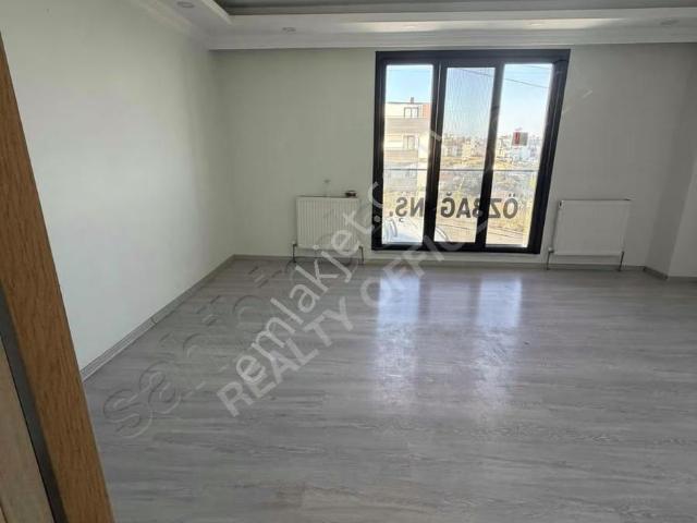 Çayırova Emek Mah. Kiralık 4.5+1 Kiralık Daire