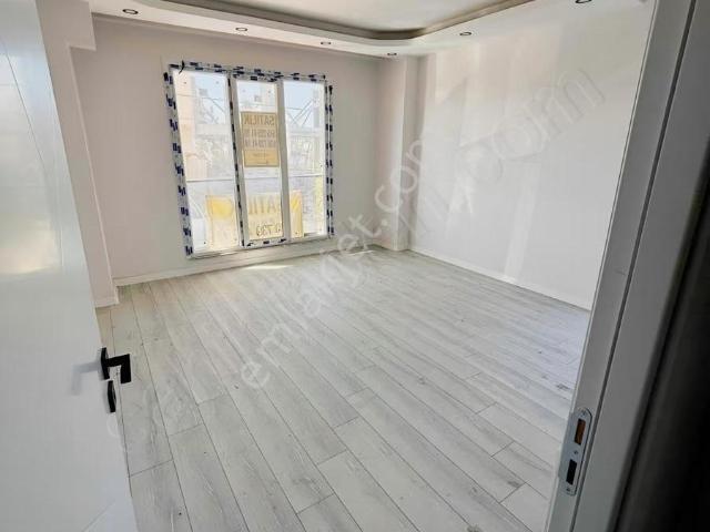 Çayırova Emek Mahallesi Yüksek Giriş 2+1 Sıfır Daire