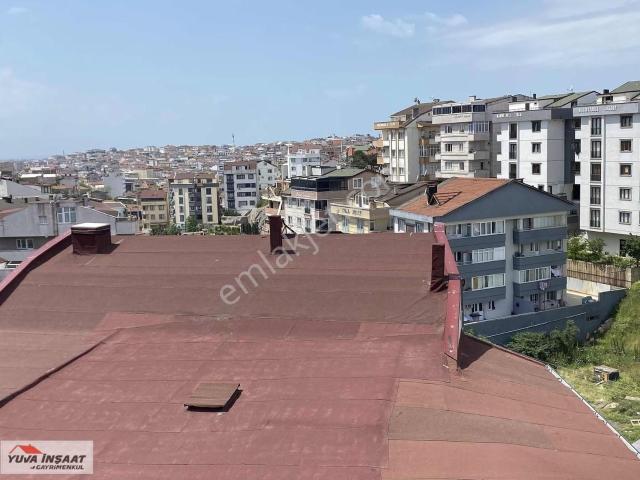 Çayırova Semppoilkinin Yanında Satılık 5+1 Daire