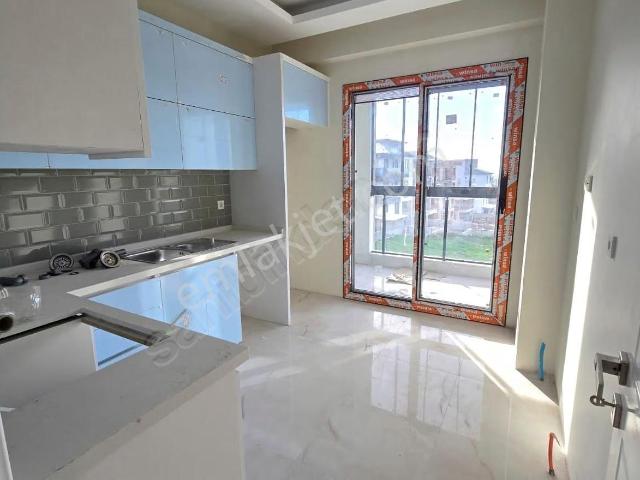 Aym Karşısı Site İçinde Kapalı Mutfak Satılık 2+1 Daire