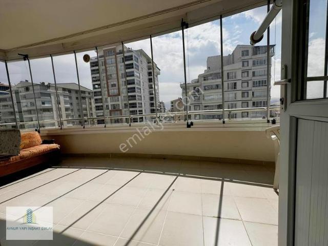 Aynur Emlak'dan 3+1 Yapılı Kiralık Daire