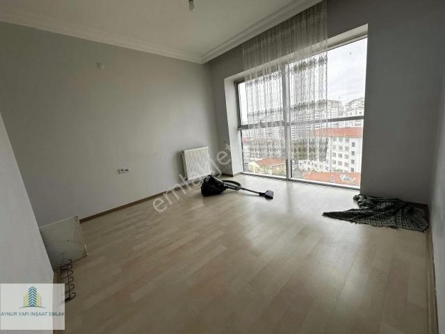 Aynur Emlak'dan 3+1 + Yemek Odalı Satılık Lüks Daire