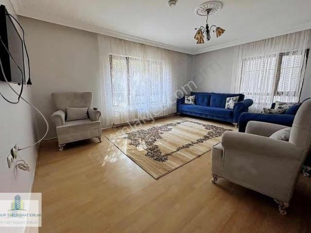 Aynur Emlak'dan 3+1 Eşyalı Kiralık Temiz Daire