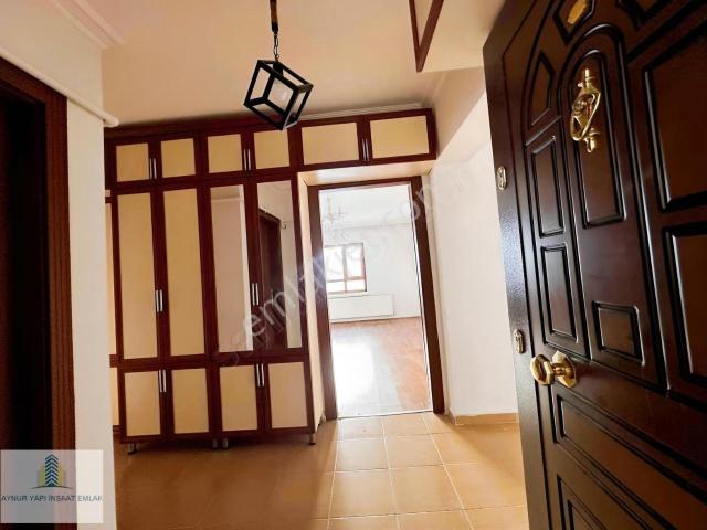 Aynur Emlak'dan 3+1 Kiralık Natavega Avm Yakını Daire