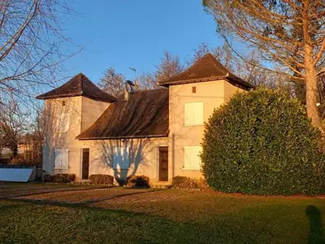 Aynac 46120 Achat / Vente maison 8 pièces t8 parking