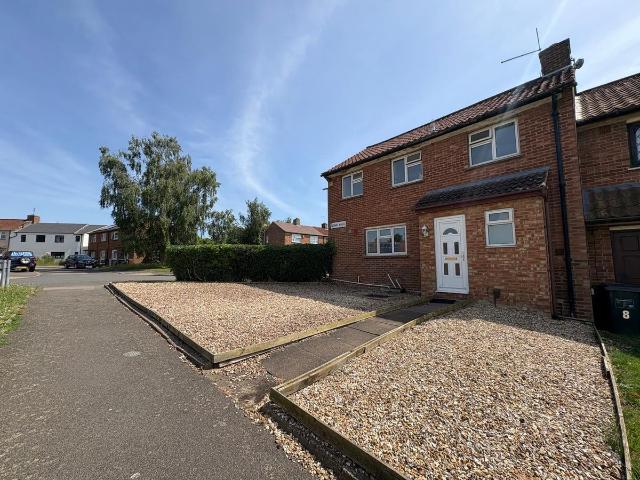 Aynho Walk, Northampton NN2, 3 bed semi detached house to rent, £1,300 pcm | PrimeLocation