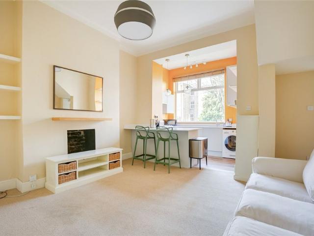Aynhoe Road, W14, London