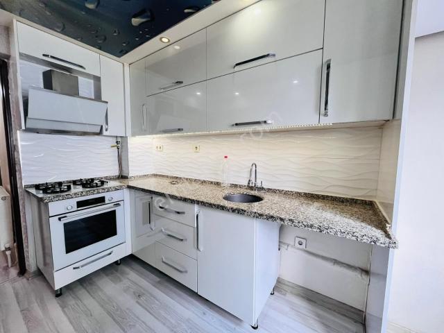ayni Ali Mahallesi  ✅2+1 900m2 6 Katlının 3 Katı ❇️fuul Özelikli Petek Kombili Panjurlu