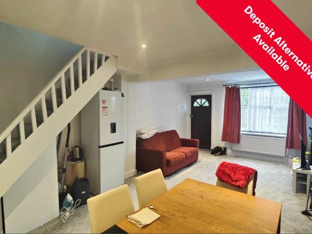 Aynscombe Angle, Orpington, Kent BR6, 2 bed terraced house to rent, £1,750 pcm | PrimeLocation