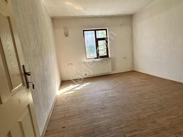 Ayazmana Mahallesi Satılık 3+1 Daire