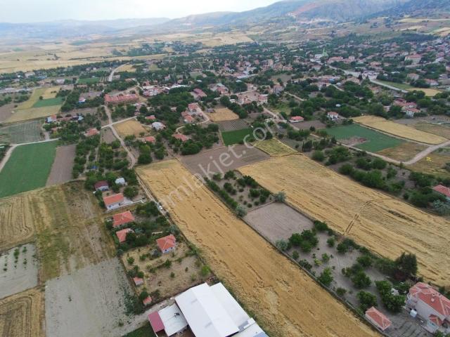 Ayaşta 1.447 M2 Arsa Üzerinde Hazır Düzen Evli Bahçe