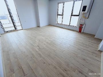 AYBÜ Yakını Cadde Üzerinde Geniş Kiralık Lüks 2+1 Daire