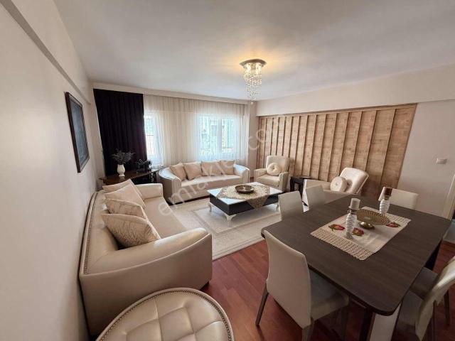 Çaybaşı Cami Yakını 3+1 175m2 Arakat Daire