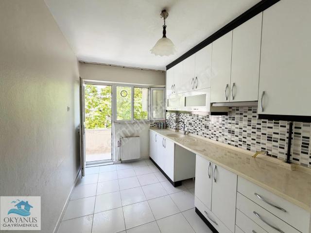 Çaybaşı Saltak Cad.'nde Arakat Asansörlü Balkonlu 3+1 Daire