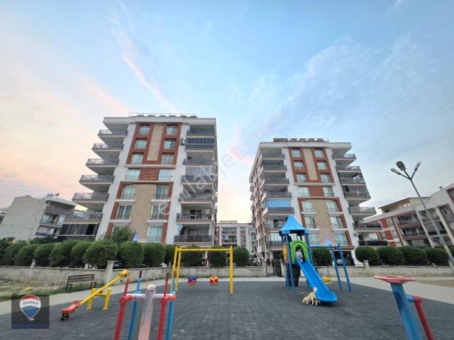 Aydın Ata Mahallesinde Satılık 4+1 Ara Kat Daire Site İçinde Doğalgazlı Asansörlü
