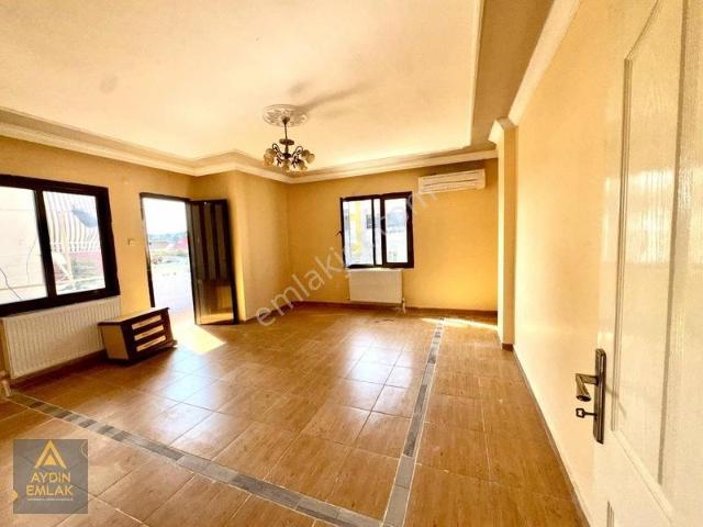 Aydın 'dan Merkezi Konumda Kiralık 3+1 Doğalgazlı Daire
