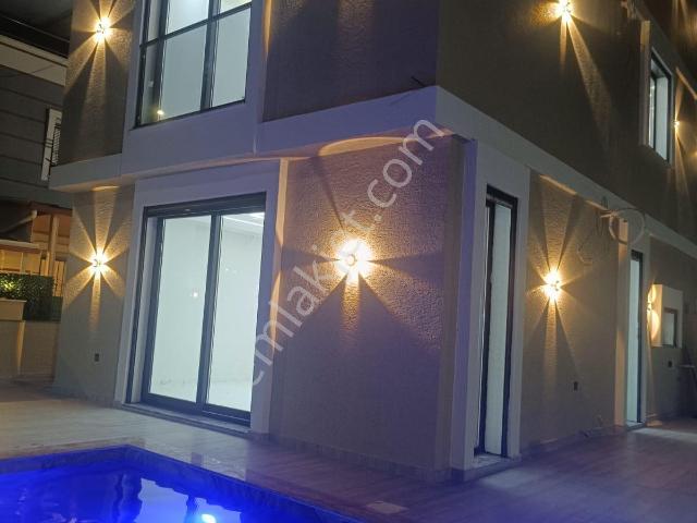 Aydın Didimde Müstakil Girişli Villa