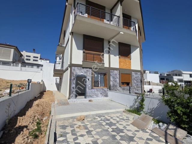 Aydın Didim'de Satılık 3+1 Vila