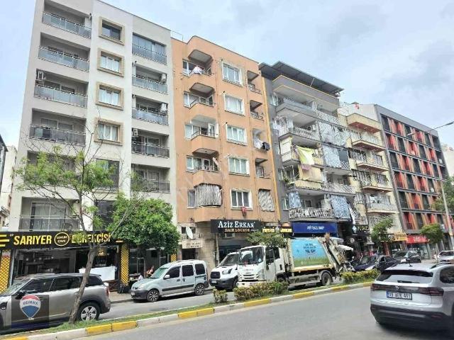 Aydın Doğugazi Bulvar Üzerinde Doğalgazlı, Asansörlü, Satılık 3+1 Daıre