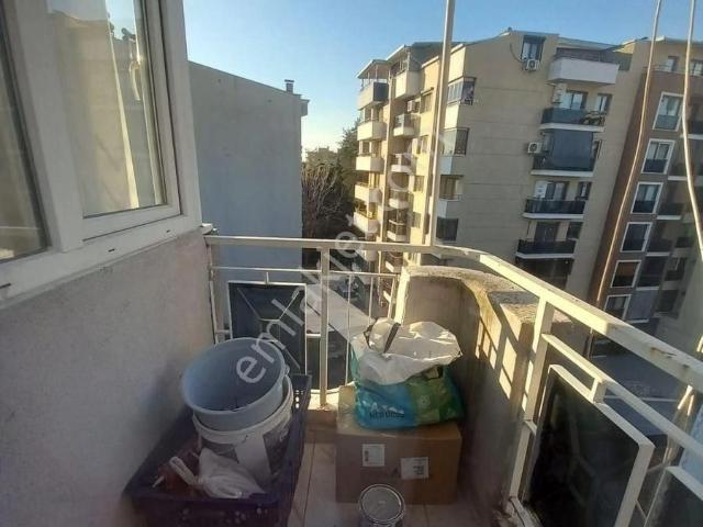 Efeler Kurtuluş Mahallesi'nde 3+1 Satılık Daire