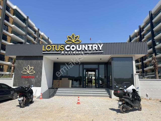 Aydın Efeler Zeybek Mah. Lotus Country Sitesinde 2+1 Bahçe Katı