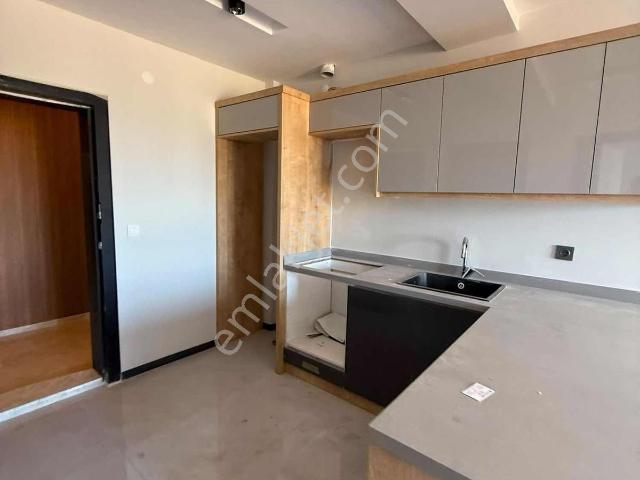 Aydın Şehir Hastanesine Yürüme Mesafesinde Kiralık Daire&ofis